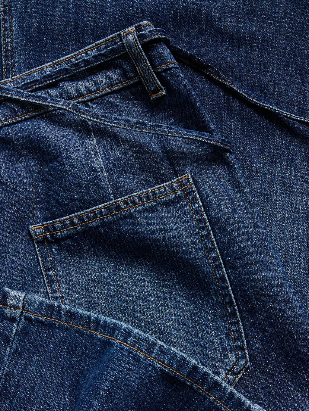 Wide-leg jeans with tie-up